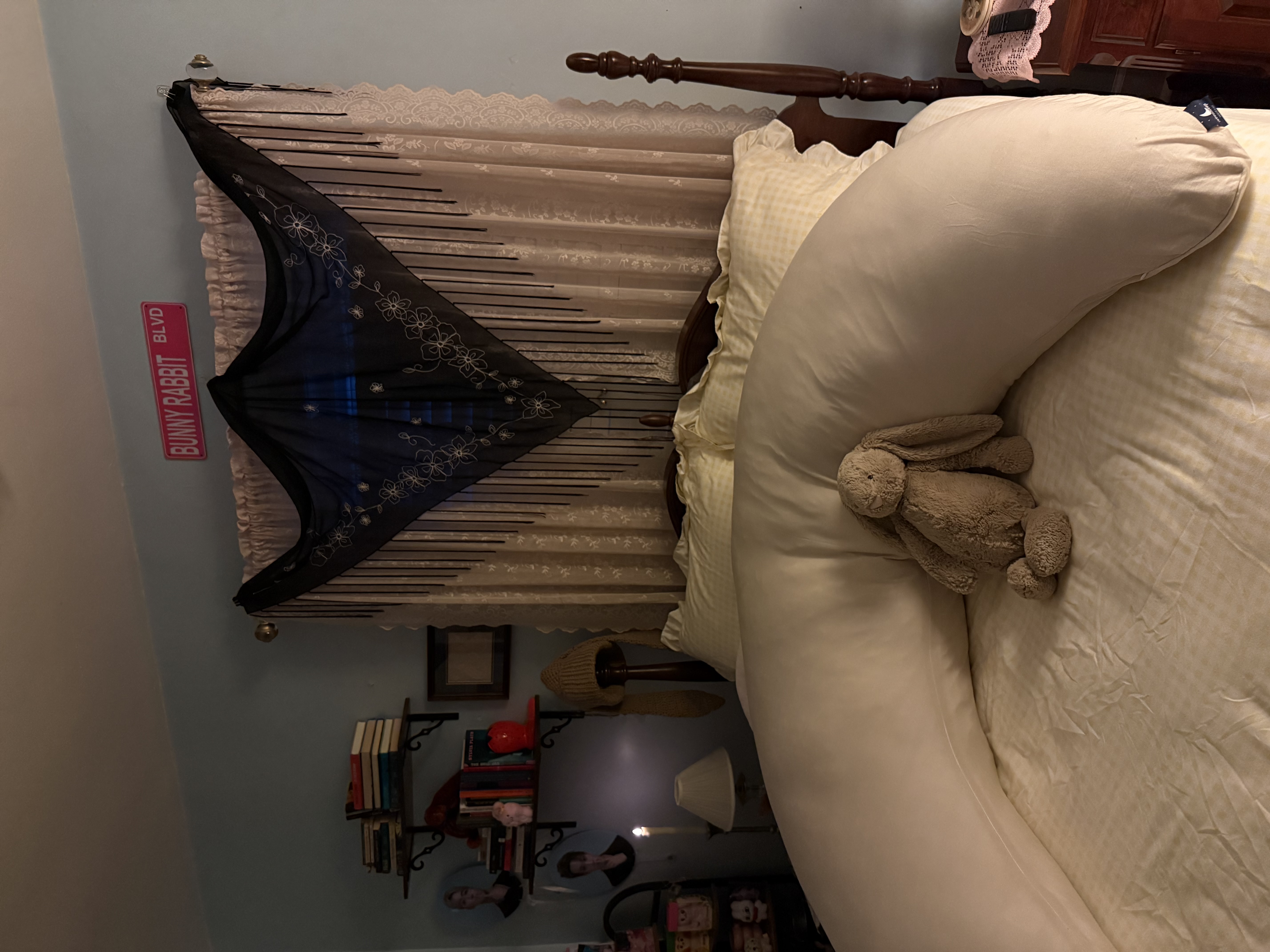 Photo from Layla's MoonSpoon review
