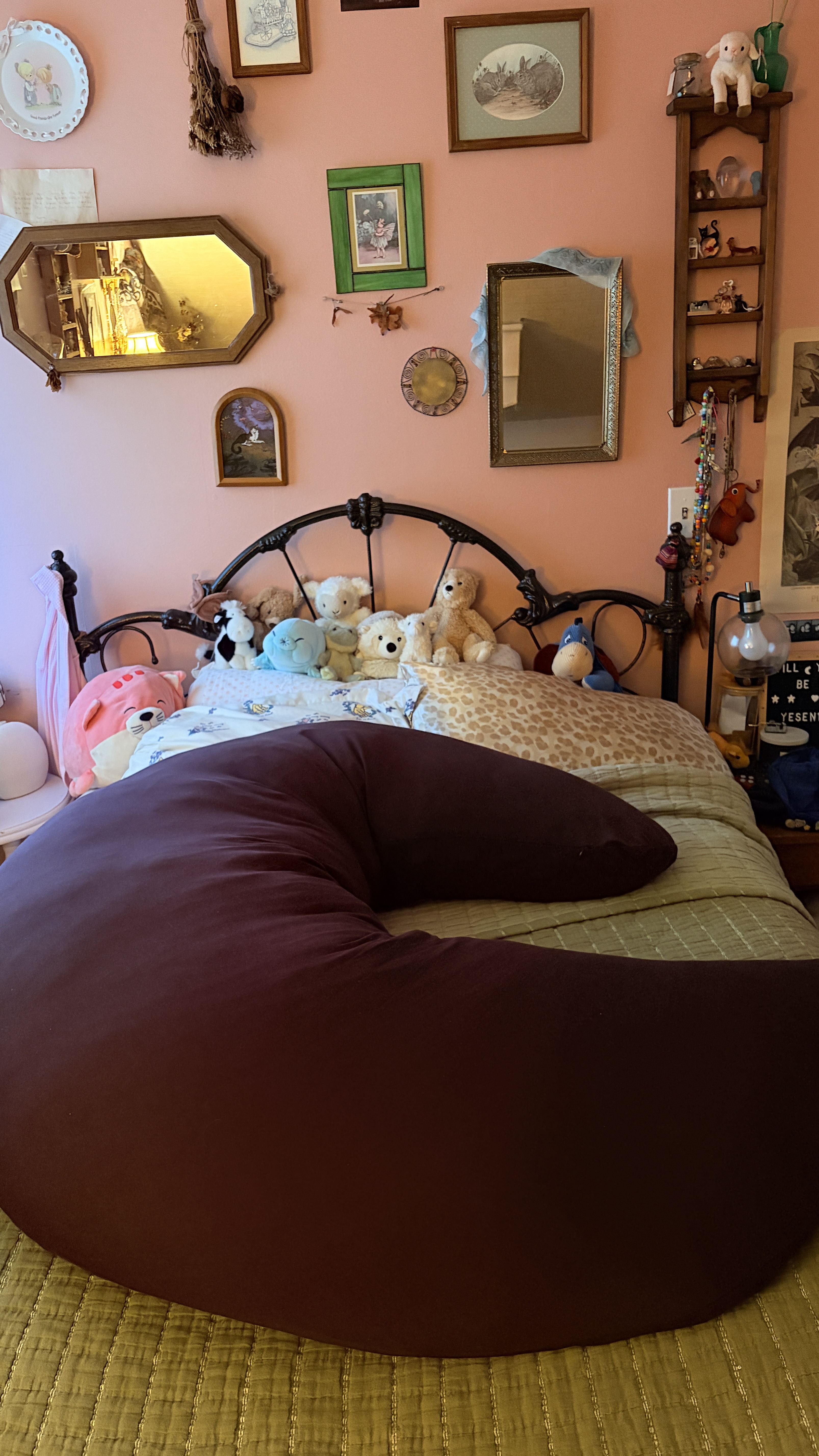 Photo from Yeseñia's MoonSpoon review