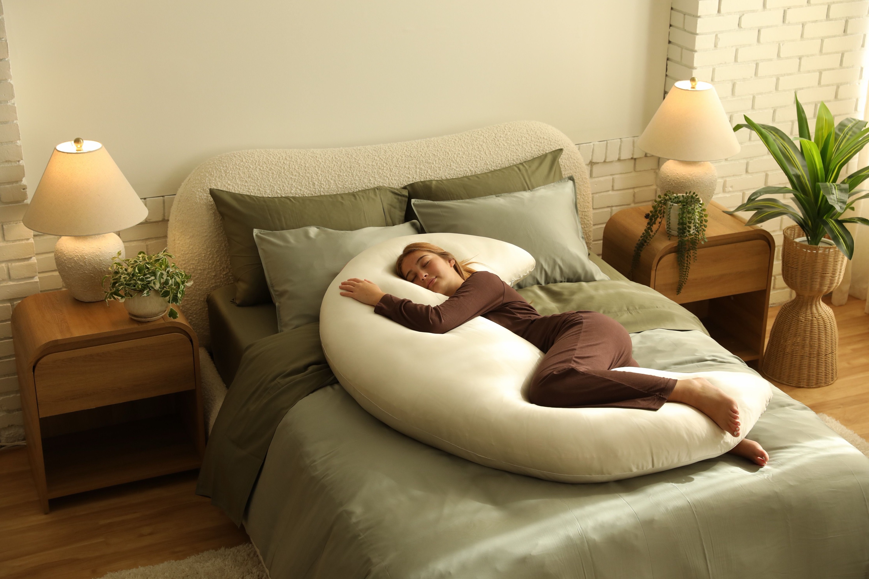 MoonSpoon™ Crescent Body Pillow Lifestyle